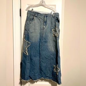 Long maxi jean skirt with stars